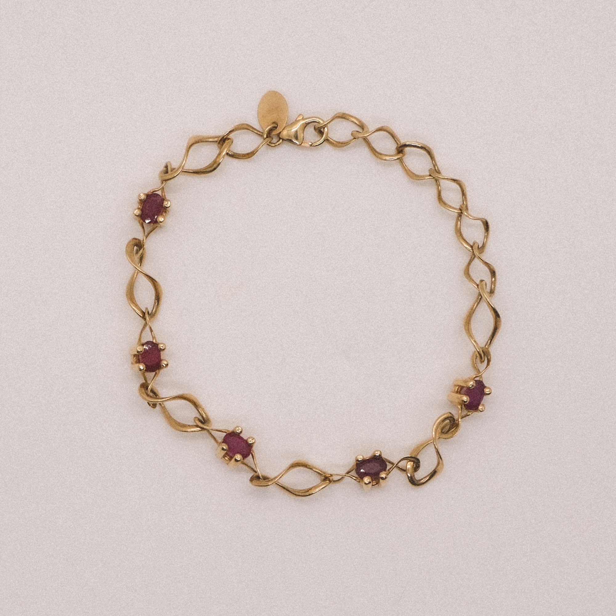 14K Nucleus Intermittendi Bracelet